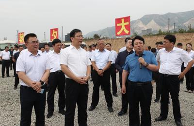 丁小強帶隊開展全市第二季度項目拉練檢查 聚焦金屬建筑裝飾材料制造，推動產(chǎn)業(yè)升級與高質(zhì)量發(fā)展